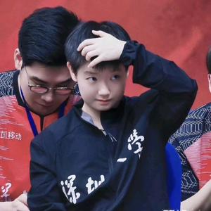 小猫爱钓鱼🎣头像