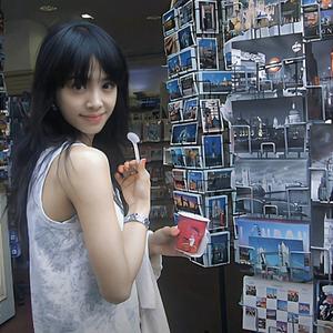 🌈🌈小飞霞头像