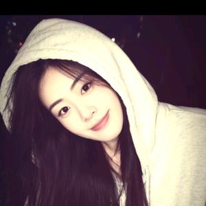 董小姐dǒng头像