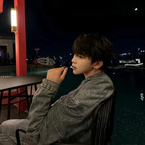 山地越野，成哥头像