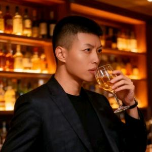 三足金乌青鸟🇨🇳🇨🇳头像