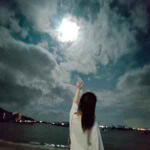 花花呀 🌸头像