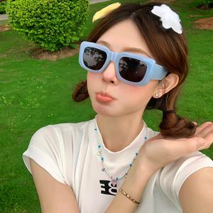 趣智益玩头像