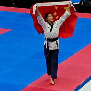 林思彤妈妈头像