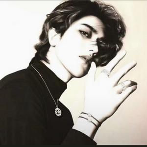 困就吃芒果冰🧊头像