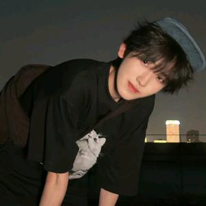 𝑮𝑬𝑴𝑭𝑶𝑼𝑹头像