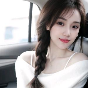 平行世界🌹🌹🌹🌹头像