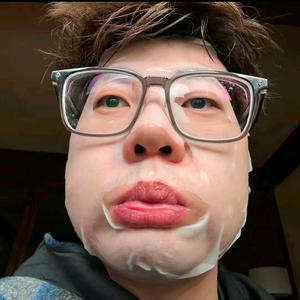 小黄豆的包包🌕（被豆豆记住版）头像