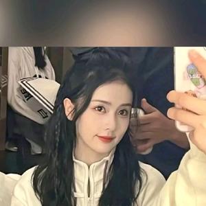 霸气的女王👓🌹🎤🎤聊天主播头像