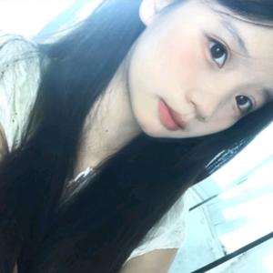 桐桐❛‿˂̵✧🍧头像