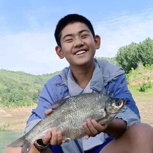 小强送水🚜头像