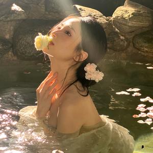 爱笑的曾丽呀头像