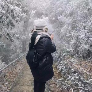 艺星～妞说叫我小果冻头像