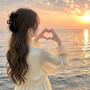 福州脱单校长（婷婷）头像