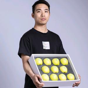 鹏鹏爱吃水果头像