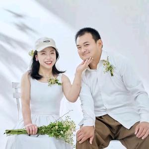 坚强的亚辉头像