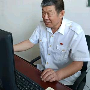 东北航空历史纪念馆  馆长  李伟民头像