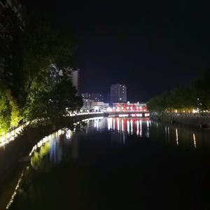 薄田陋舍.日出东方头像