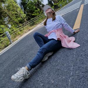 @知 ang 张❤️头像