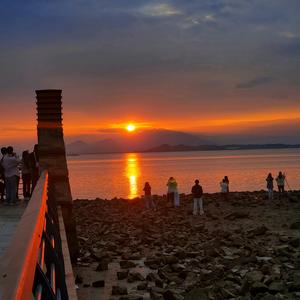 前行者～平平头像