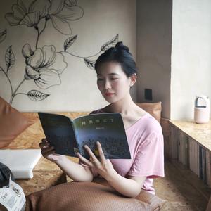 奶思兔米鱿头像