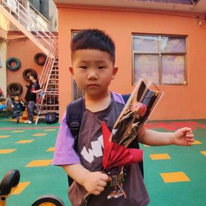 两个宝贝男孩的妈妈头像