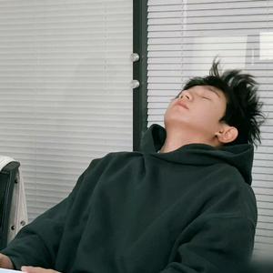 源不溜啾（见过源版）头像