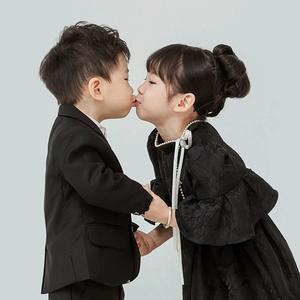 两只小朱仔头像