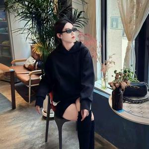 那风吹哪头头像