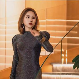 小如针选邹总头像