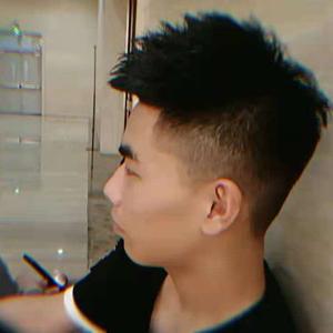 平原卡诗-氛围感烫发头像