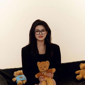 积木喵科技中心—月亮老师头像