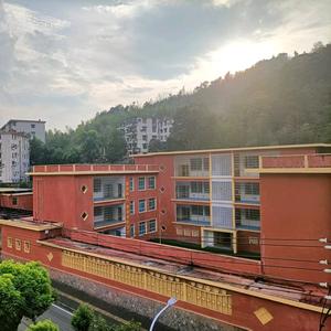 心翼锐锋青少年儿童成长中心官方号头像