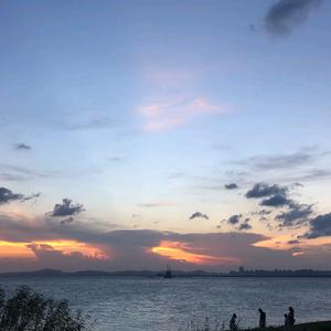 落日与晚风头像