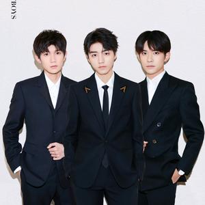 三小只是爷的青春的主页 - 抖音