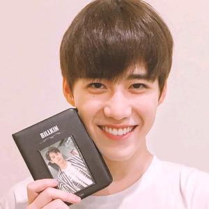 林祎凯圈外女友头像