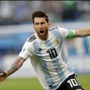messi头像