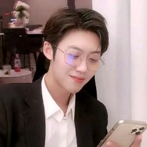 沫兮(娇爷yyds)头像