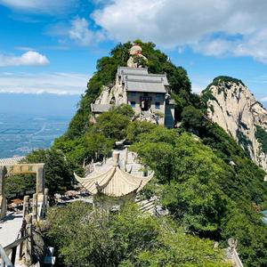 搜索 抖音号:  1653968400 会当凌绝顶,一览众山小.