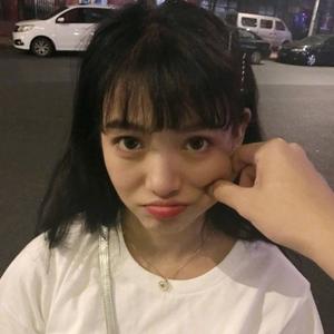 柒苒头像