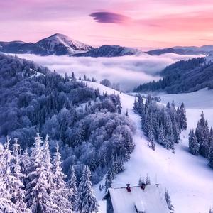 雪山背景头像图片