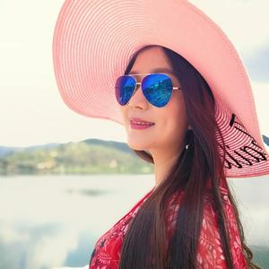 圈外女歌手蕾蕾