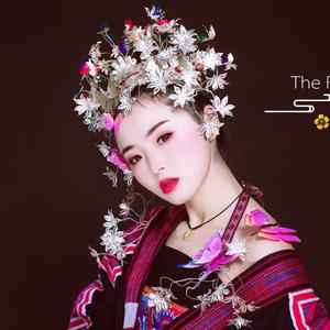 杨雨轩-苗族(8012)头像