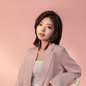 主持人任梦头像