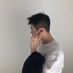 王小波♂头像
