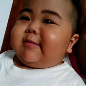 碎觉觉养肉肉的babe头像
