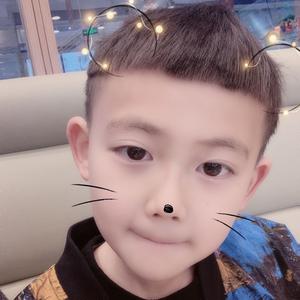 精神小伙^_^小阿秋