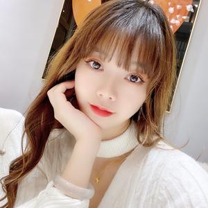 卖衣服的亚男吖头像