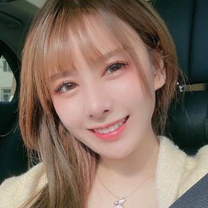 伊娃来了的主页 - 抖音