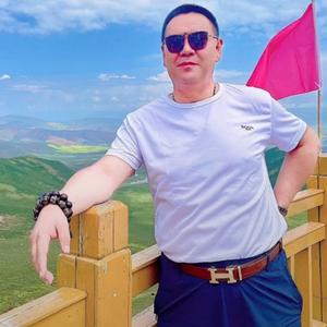 执扇掩笑颜 千杯风月醉头像